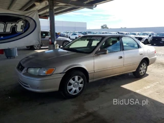 TOYOTA CAMRY CE