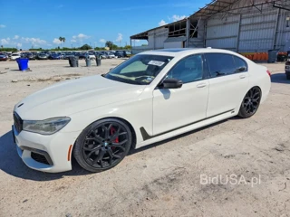 BMW 750 XI