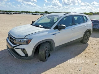 VOLKSWAGEN TAOS S