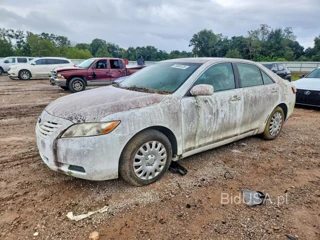 TOYOTA CAMRY BASE