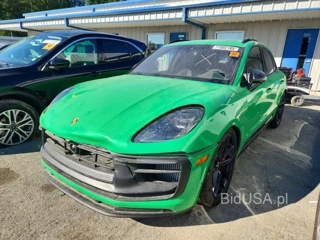 PORSCHE MACAN GTS