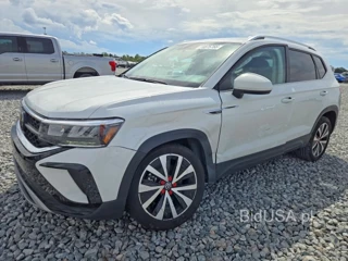 VOLKSWAGEN TAOS SE