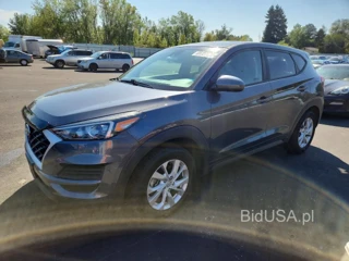 HYUNDAI TUCSON SE