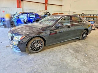 MERCEDES-BENZ E 300 4MATIC
