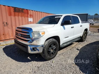 TOYOTA TUNDRA CREWMAX SR5