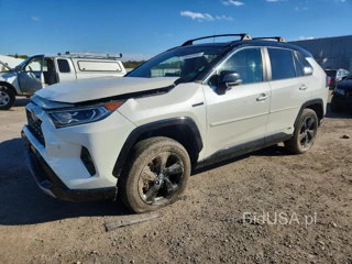 TOYOTA RAV4 XSE