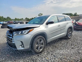 TOYOTA HIGHLANDER LIMITED PLATINUM