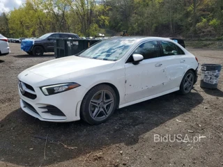 MERCEDES-BENZ A 220 4MATIC