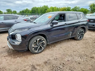 MITSUBISHI OUTLANDER SE