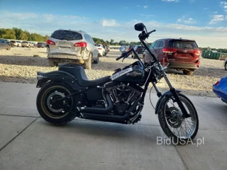 HARLEY-DAVIDSON FXSTB