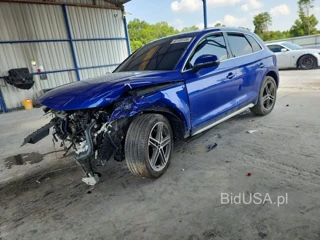 AUDI Q5 E PREMIUM 55