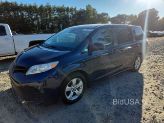 TOYOTA SIENNA L