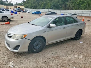 TOYOTA CAMRY HYBRID LE