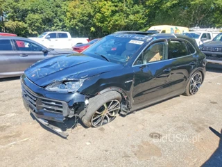 PORSCHE CAYENNE SE HYBRID