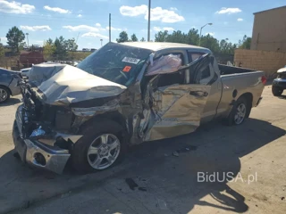 TOYOTA TUNDRA SR5
