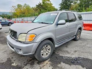 TOYOTA SEQUOIA SR5