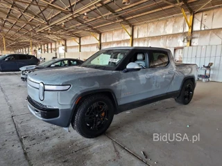 RIVIAN R1T ADVENTURE
