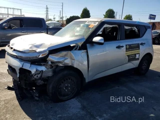 KIA SOUL LX