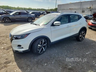 NISSAN ROGUE SPORT SL
