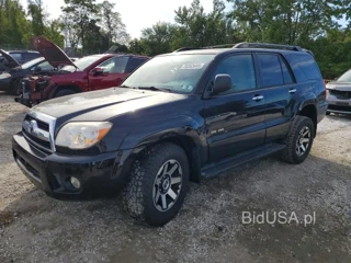 TOYOTA 4RUNNER SR5