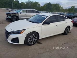 NISSAN ALTIMA SV