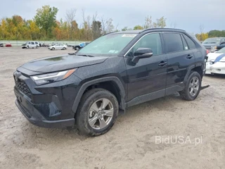 TOYOTA RAV4 HYBRID XLE