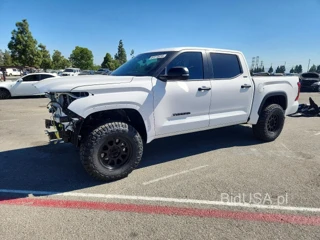 TOYOTA TUNDRA SR5