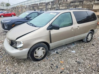 TOYOTA SIENNA XLE