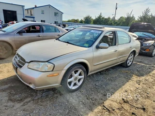 NISSAN MAXIMA GXE