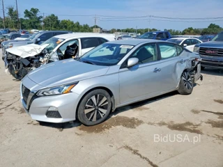 NISSAN ALTIMA SV