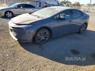 TOYOTA PRIUS XLE