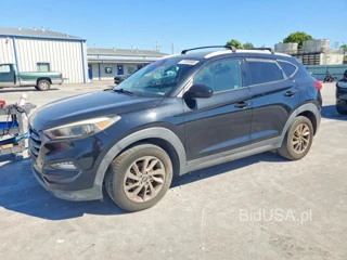 HYUNDAI TUCSON SE