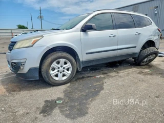 CHEVROLET TRAVERSE LS