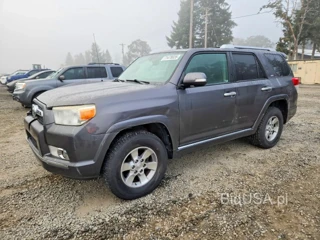 TOYOTA 4RUNNER SR5