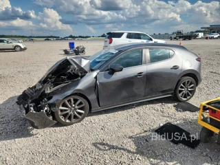 MAZDA 3 PREFERRED