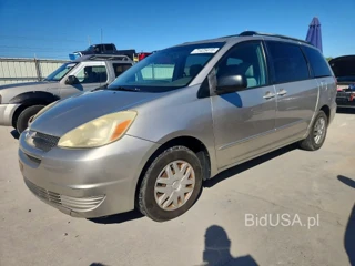 TOYOTA SIENNA LE 8 PASSENGER