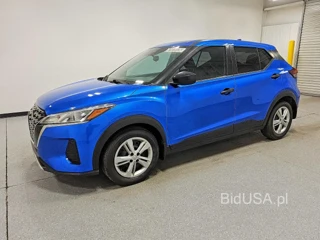 NISSAN KICKS S