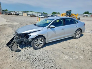 VOLKSWAGEN PASSAT S