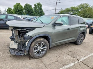 TOYOTA HIGHLANDER XLE
