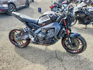 YAMAHA MT09