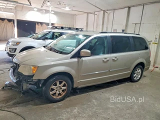 CHRYSLER TOWN & COUNTRY TOURING