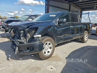 NISSAN TITAN S