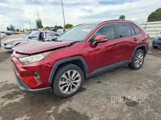 TOYOTA RAV4 XLE PREMIUM