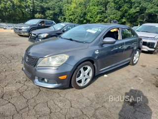SUZUKI KIZASHI SPORT SLS