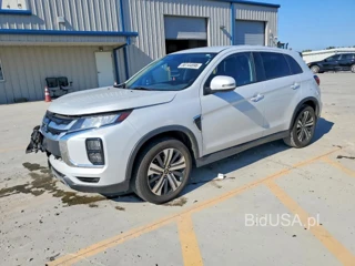 MITSUBISHI OUTLANDER SPORT SE