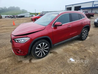 MERCEDES-BENZ GLA 250 4MATIC