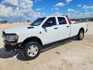 RAM 3500 TRADESMAN
