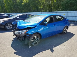 NISSAN VERSA SV