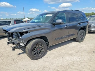 TOYOTA SEQUOIA PLATINUM