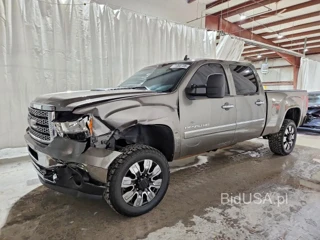GMC SIERRA K2500 DENALI